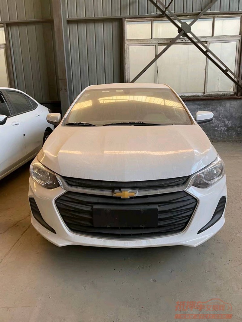 济宁21年雪佛兰科沃兹1