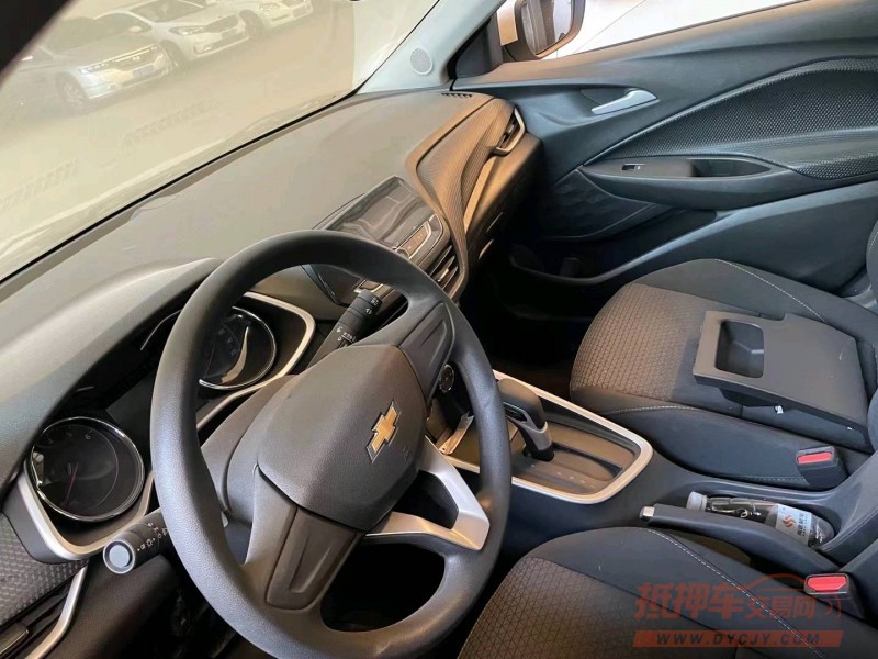 济宁21年雪佛兰科沃兹3