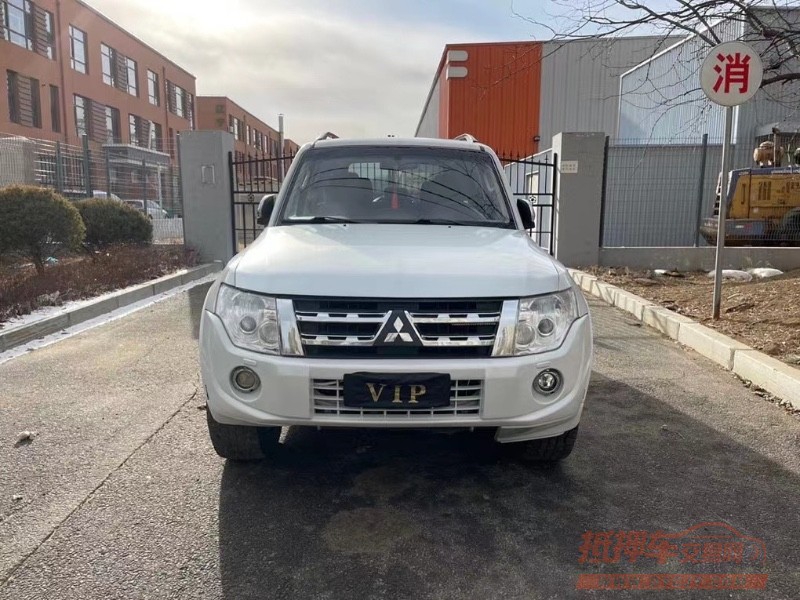沈阳14年三菱帕杰罗1