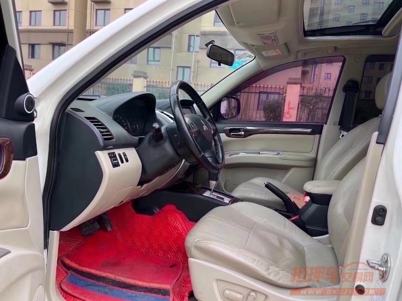 北京14年三菱帕杰罗2