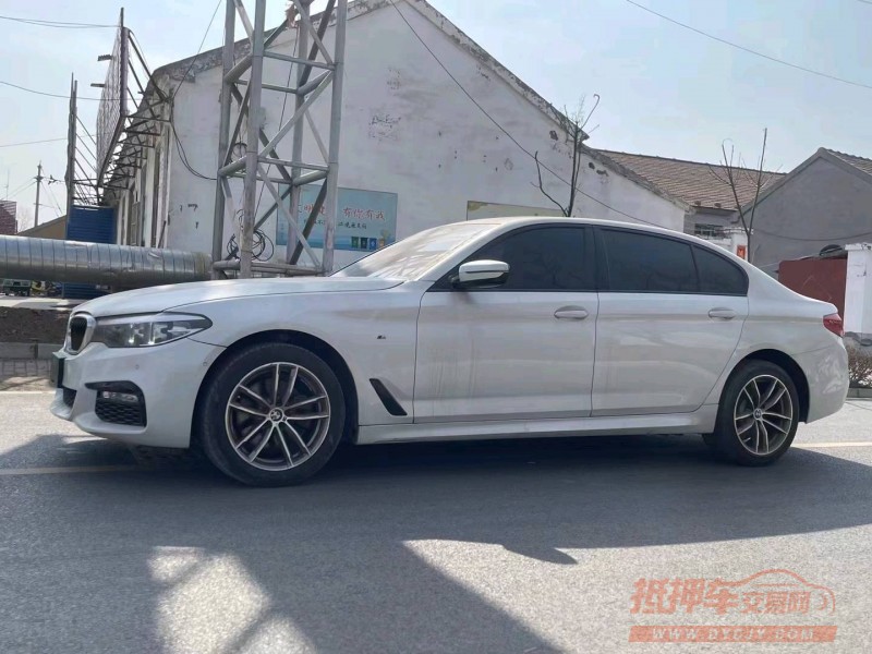 济宁18年宝马5系1