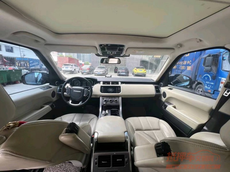 广州16年路虎揽胜运动9