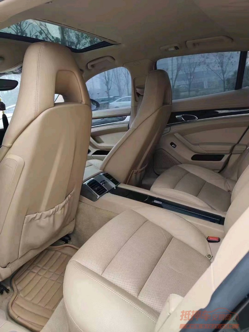 淮南12年保时捷帕拉梅拉8