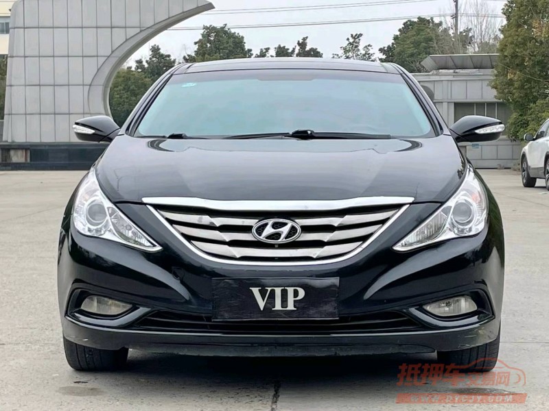 北京12年现代索纳塔八1