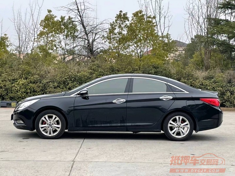 北京12年现代索纳塔八4