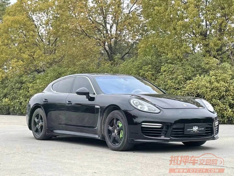 北京12年保时捷帕拉梅拉2