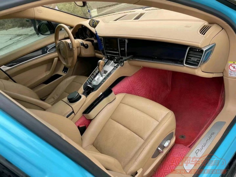 北京12年保时捷帕拉梅拉7