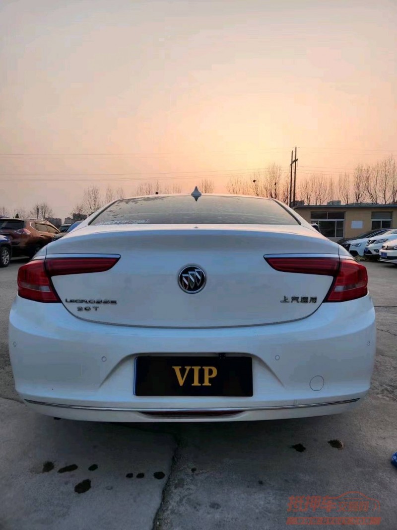 枣庄15年别克君越9