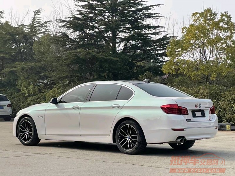 北京17年宝马5系3