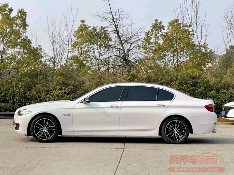 北京17年宝马5系4