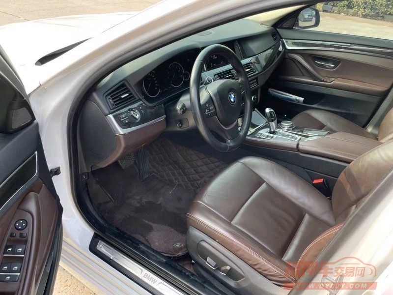北京17年宝马5系5