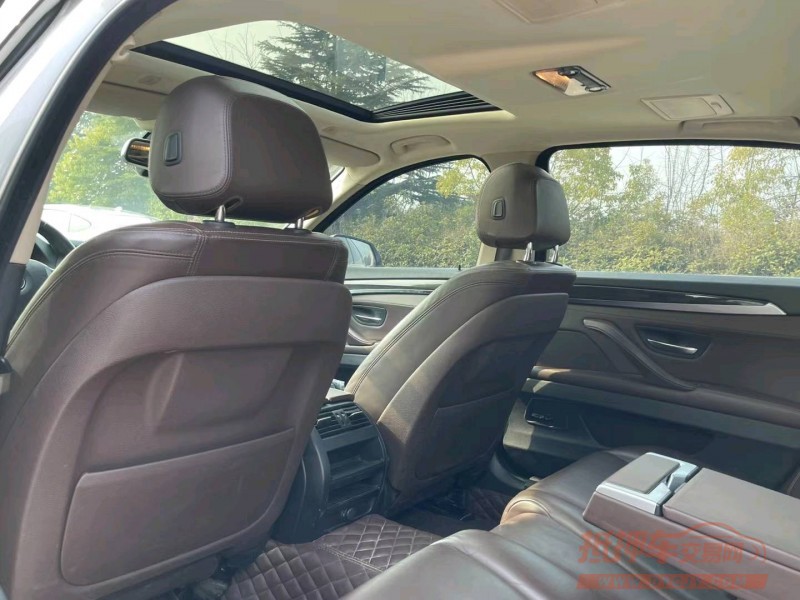 北京17年宝马5系8