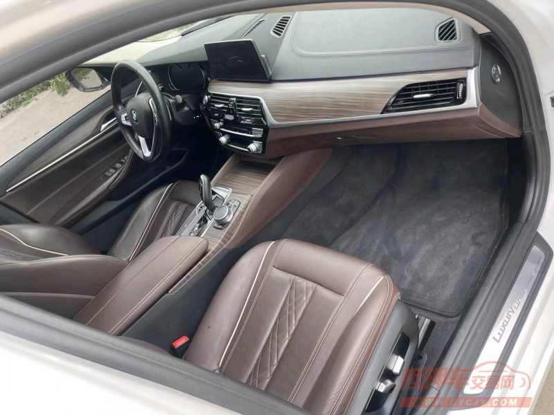 北京18年宝马5系4