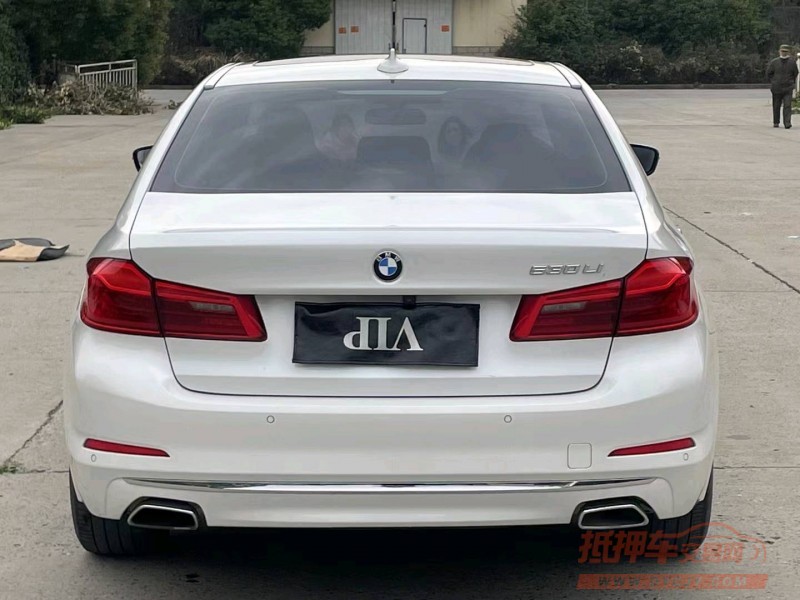 北京18年宝马5系9