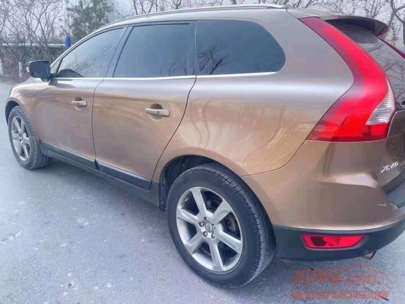 枣庄13年沃尔沃XC605