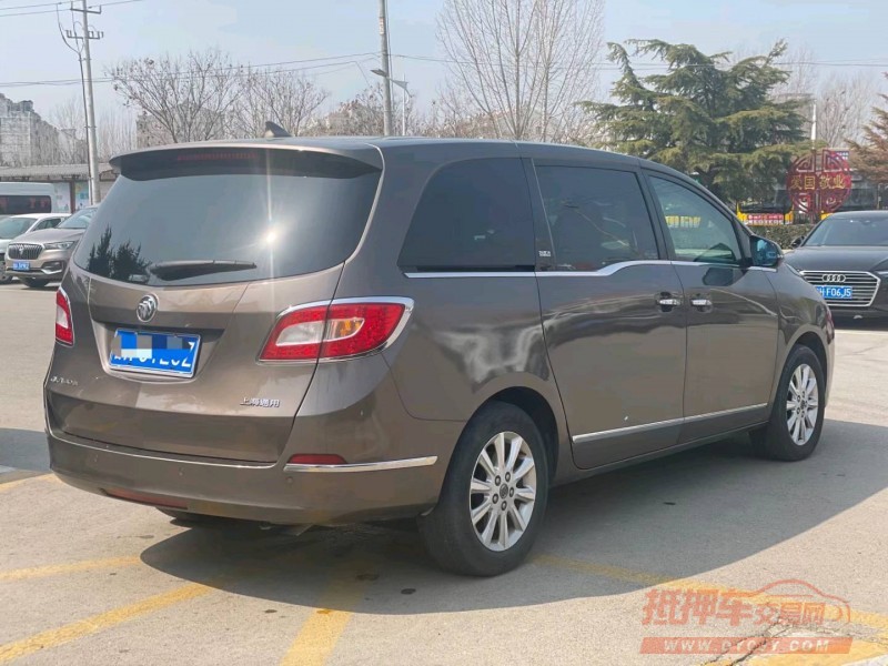 济宁13年别克GL82