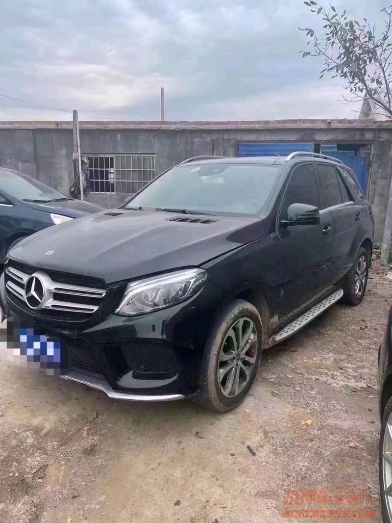 青岛18年奔驰GLE3