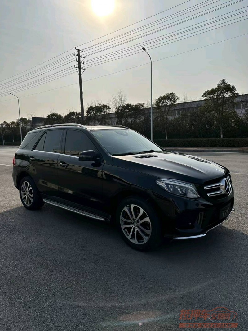 济南16年奔驰GLE8