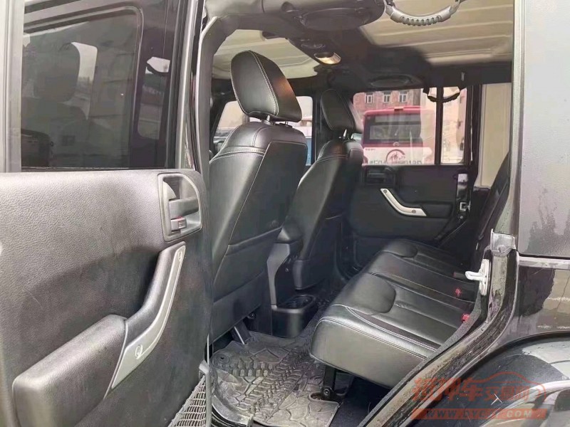 珠海17年Jeep牧马人9