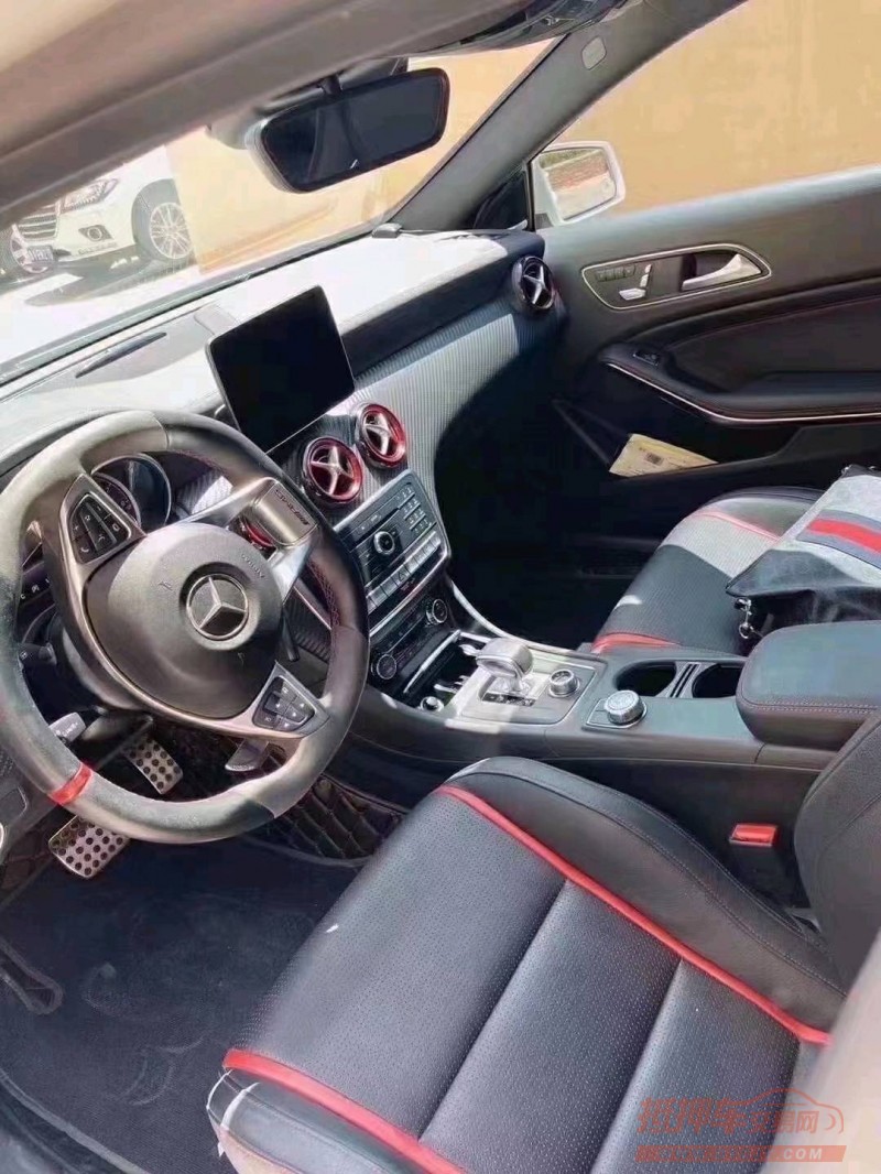 济宁16年奔驰AMG5