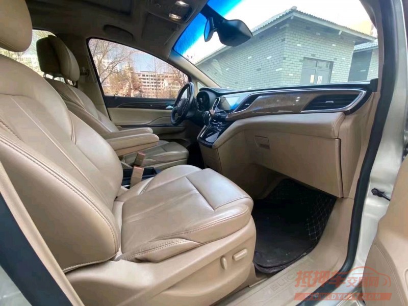 枣庄17年别克GL86