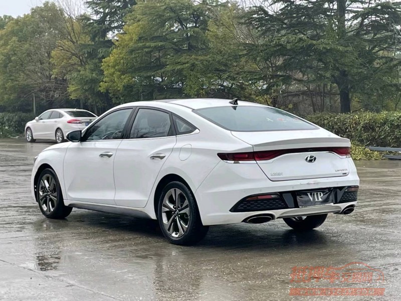 北京19年现代菲斯塔8