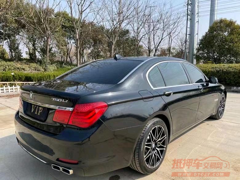 盐城10年宝马7系8