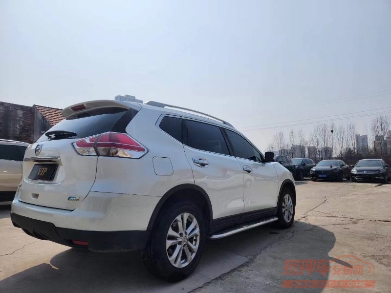 北京17年日产奇骏6