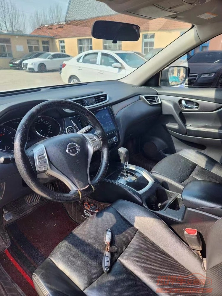 北京17年日产奇骏8