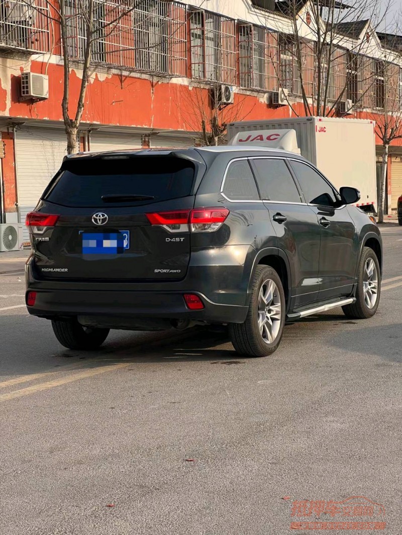 淮南21年丰田汉兰达3