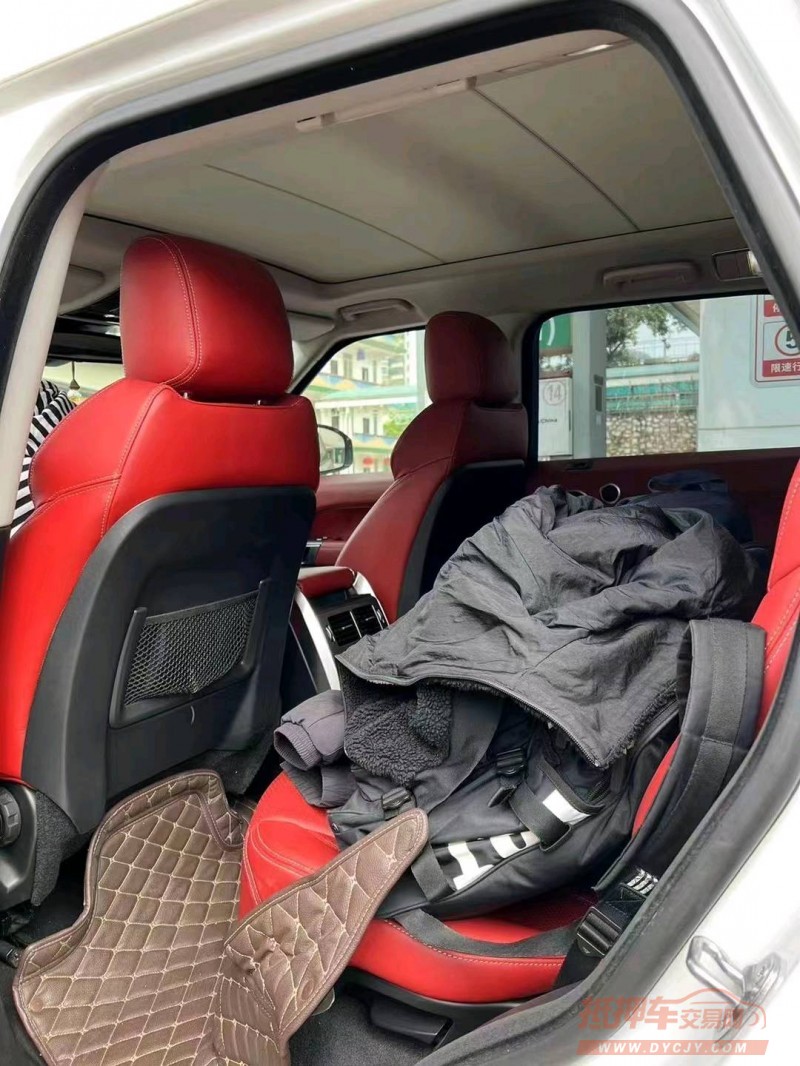 重庆17年路虎揽胜运动2