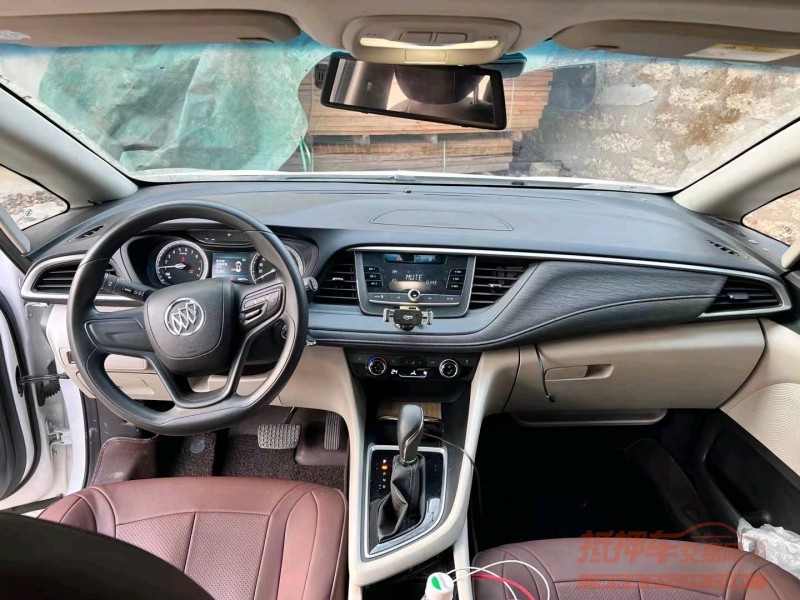 益阳18年别克GL64