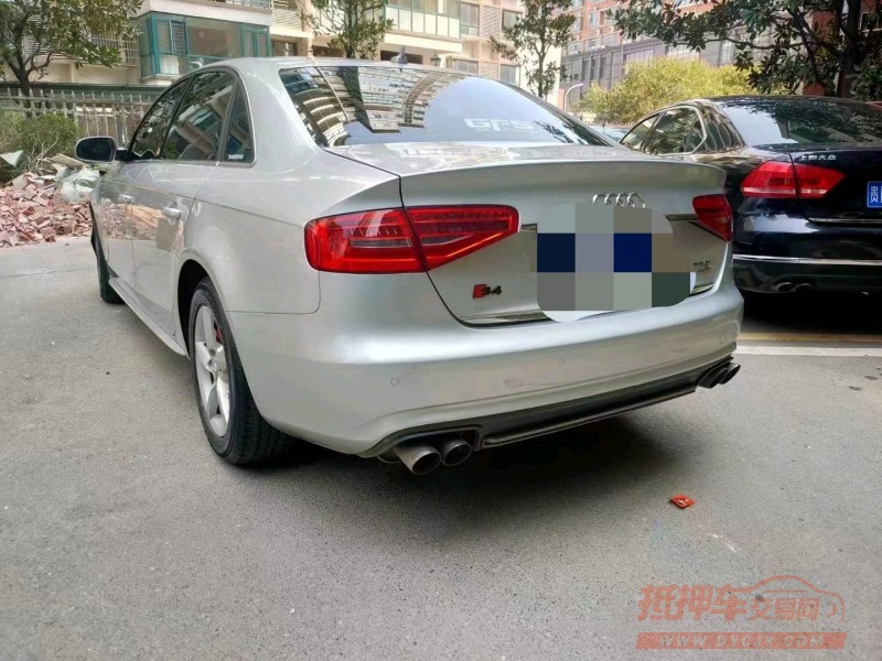 衡阳13年奥迪A4L8