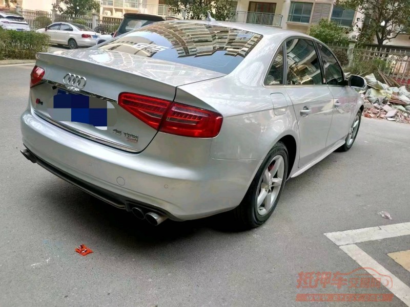 衡阳13年奥迪A4L9