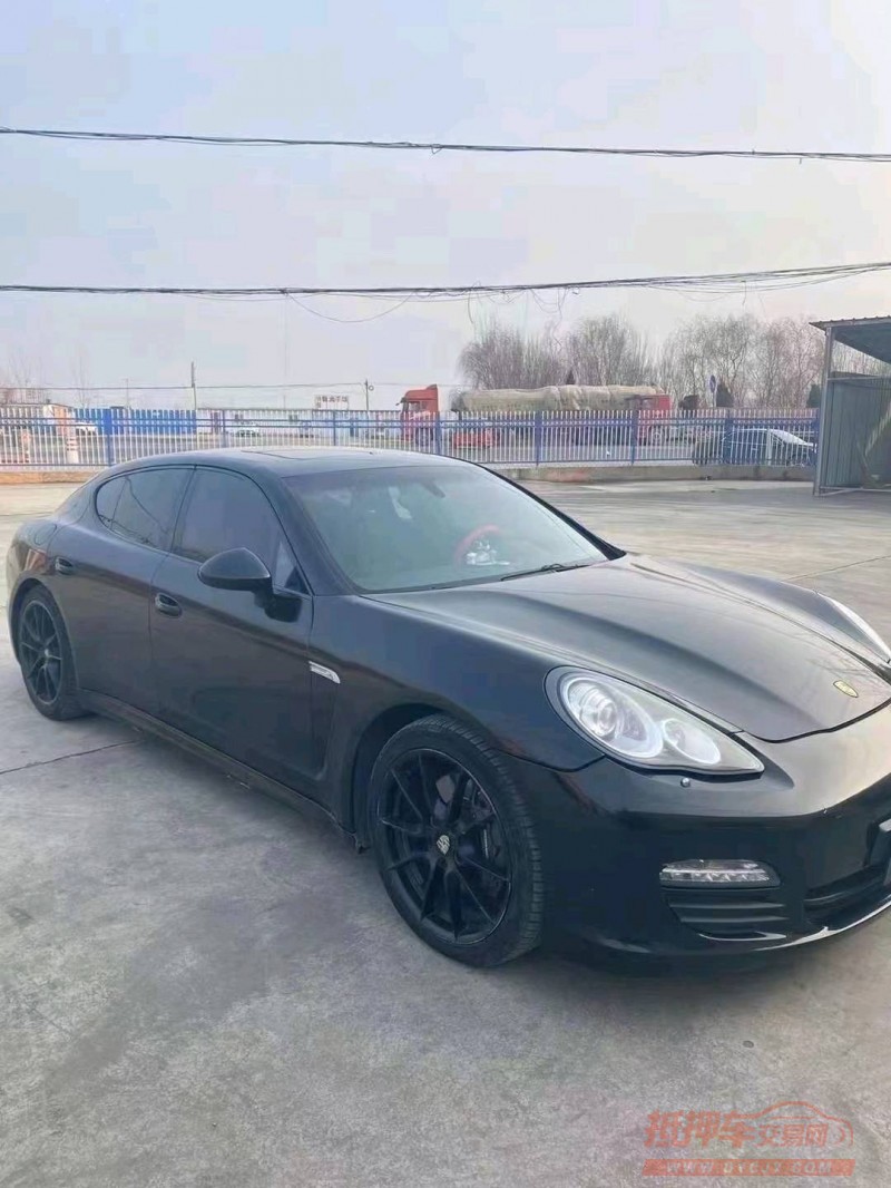 济南11年保时捷帕拉梅拉2