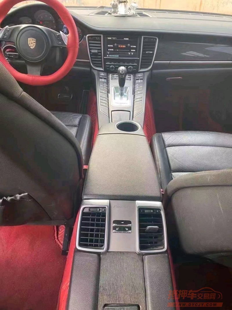 济南11年保时捷帕拉梅拉6