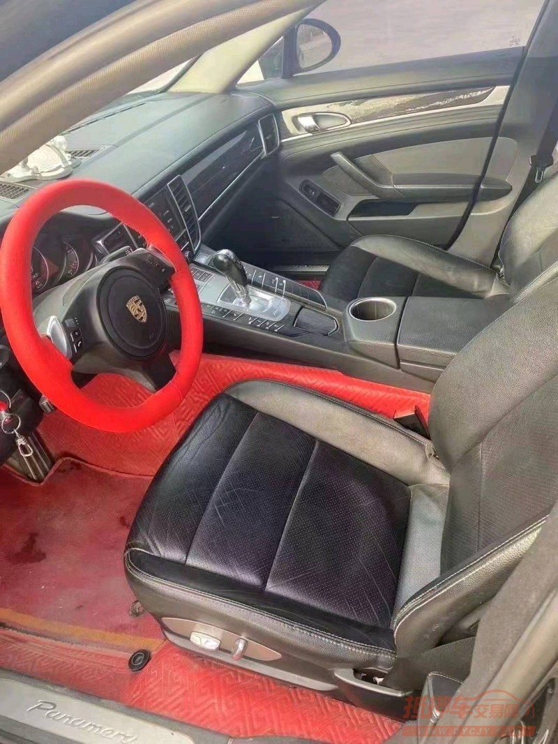 济南11年保时捷帕拉梅拉8