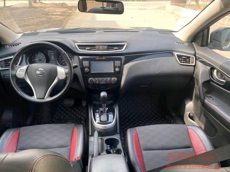 保定19年日产逍客5