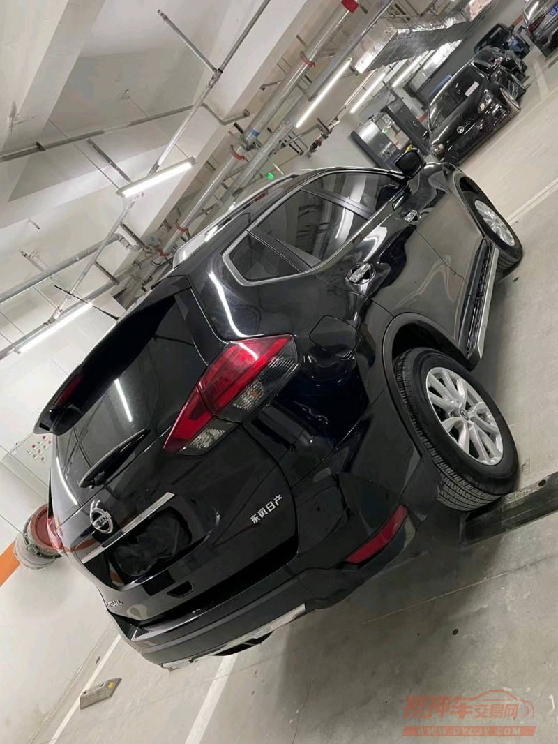 成都21年日产奇骏5