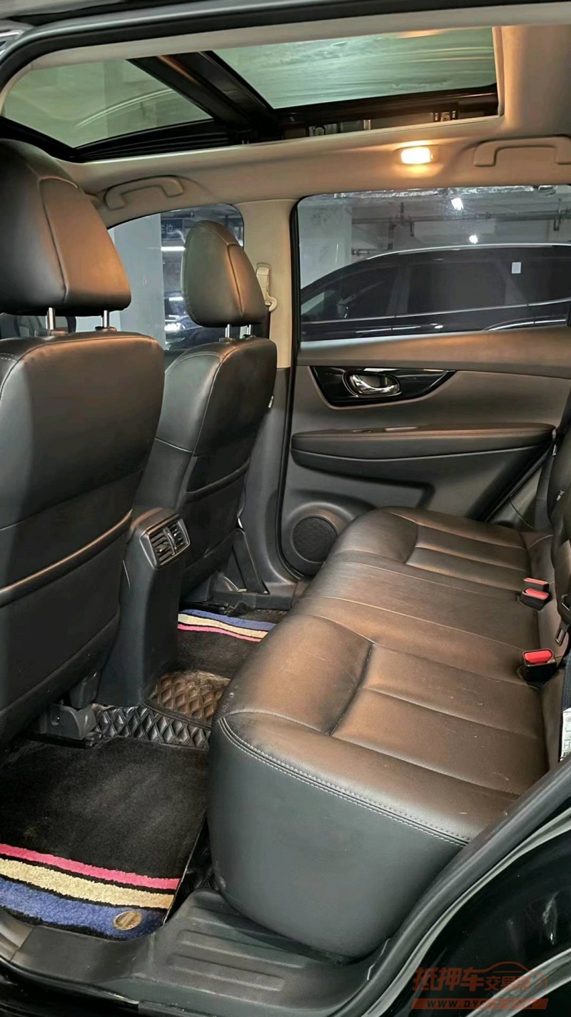 成都21年日产奇骏6