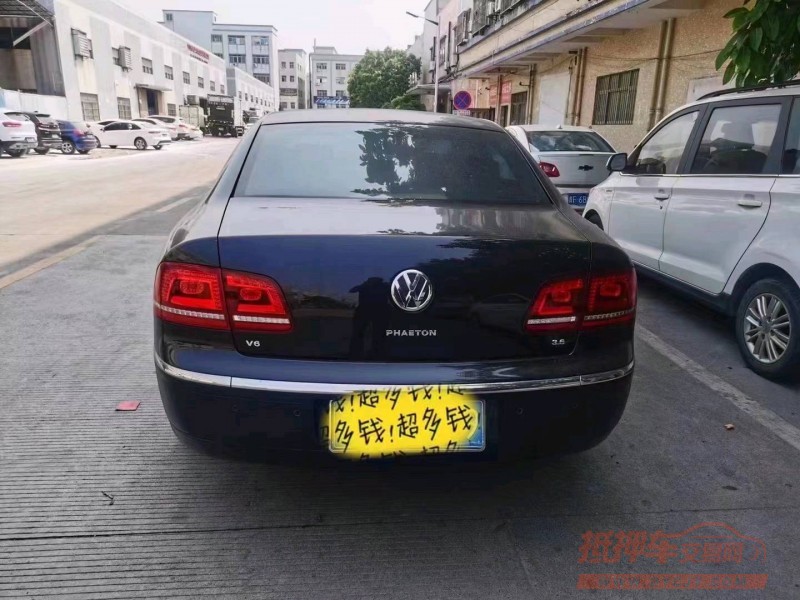 珠海13年大众辉腾4