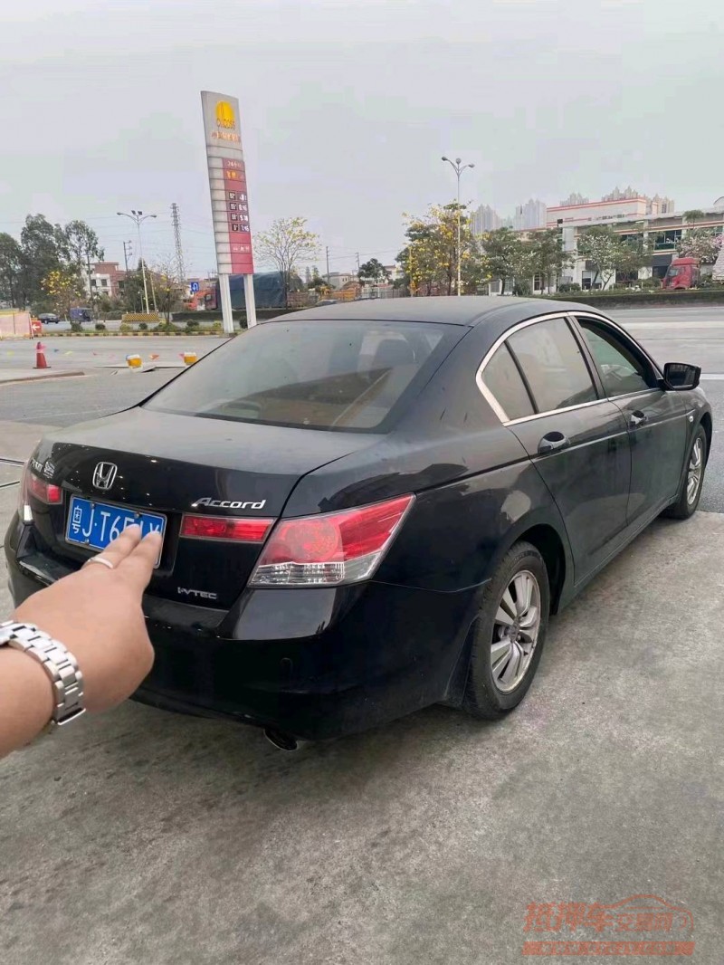 珠海10年本田雅阁4