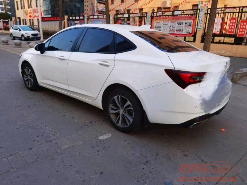 邯郸20年别克威朗8