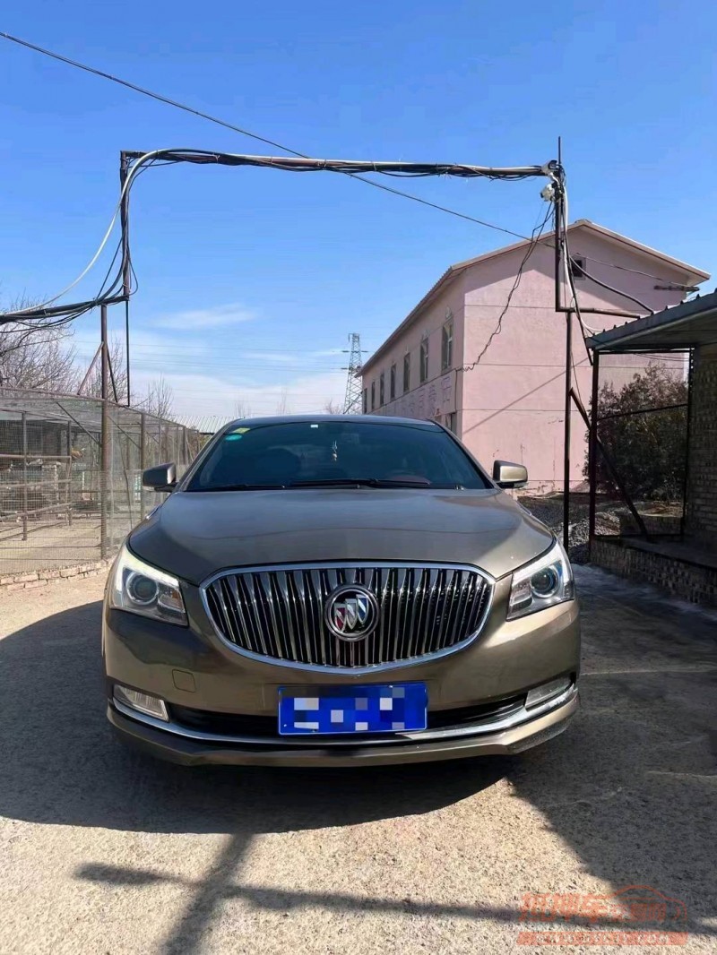 邢台15年别克君越8