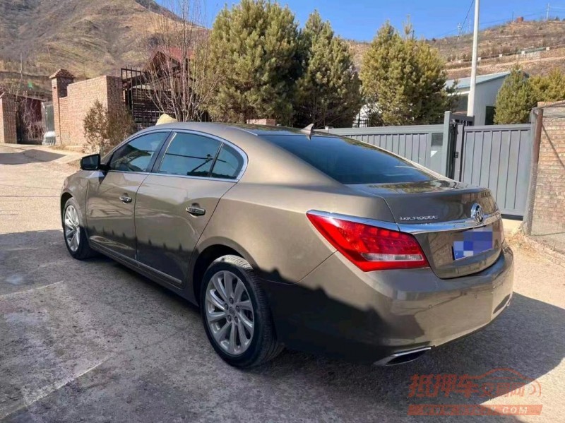 邢台15年别克君越3