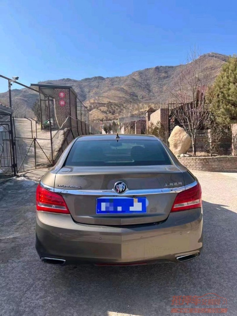 邢台15年别克君越2