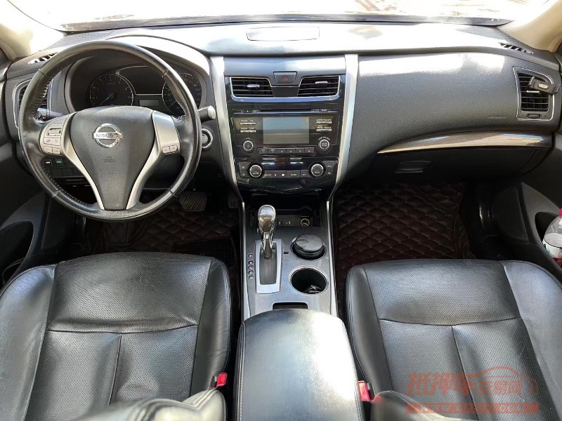 廊坊15年日产天籁8