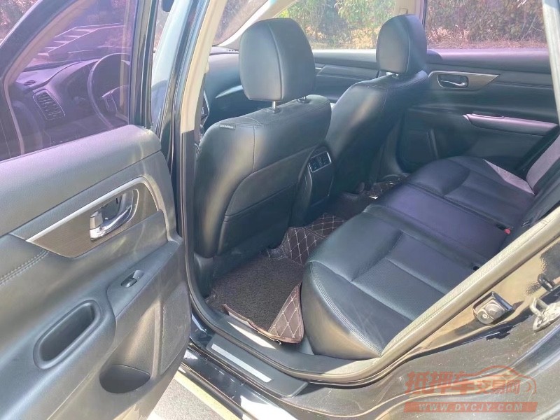 青岛14年日产天籁6