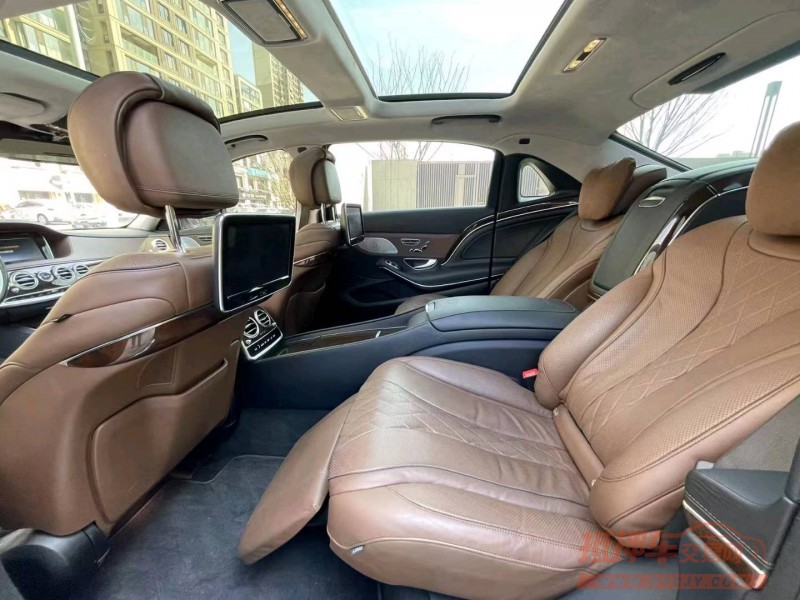 苏州16年奔驰迈巴赫S级6