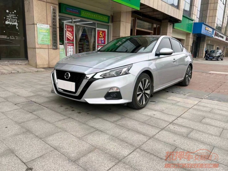 衡阳22年日产天籁9